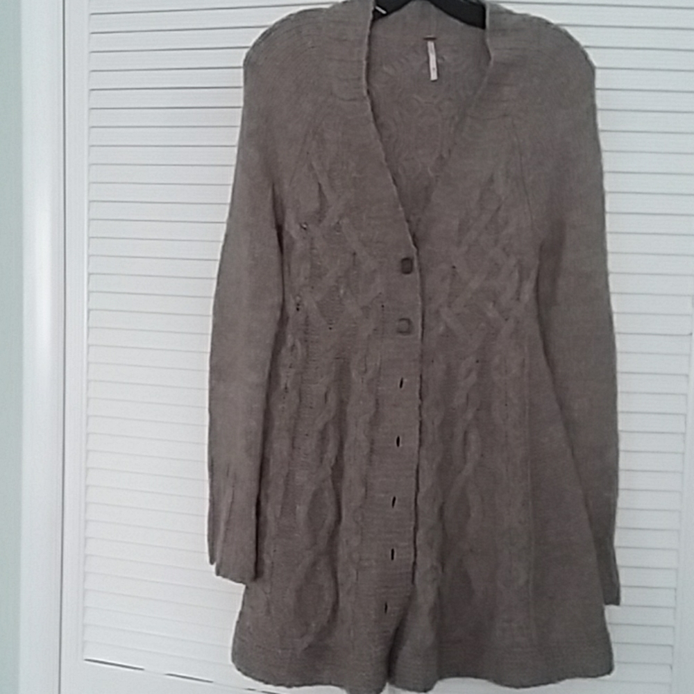 Cardigan - Picture 3 of 3